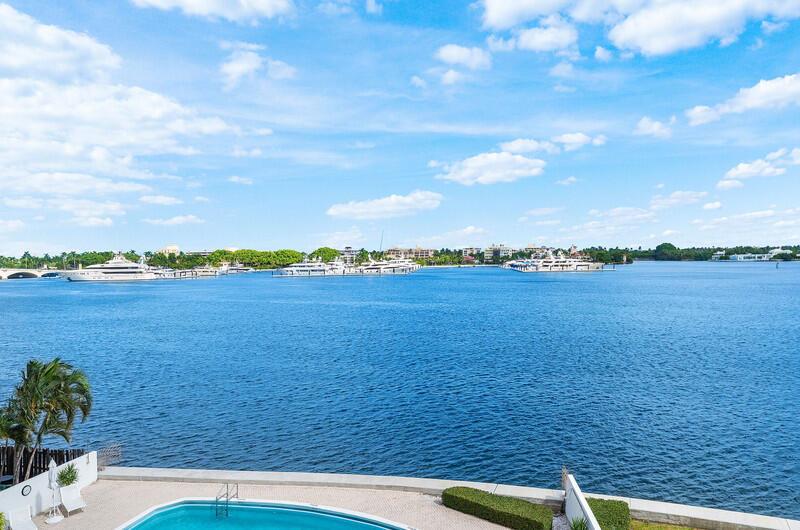 TRIANON CONDO - Residential