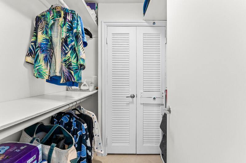 TRIANON CONDO - Residential