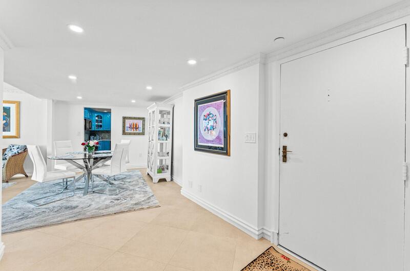 TRIANON CONDO - Residential