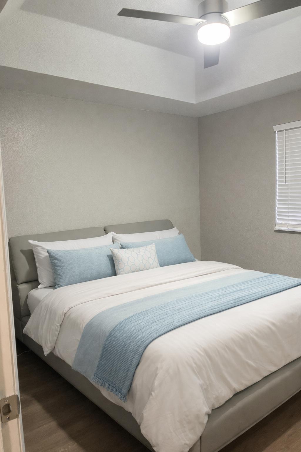 SHOMA VILLAS I AT COUNTRY CLUB - Residential