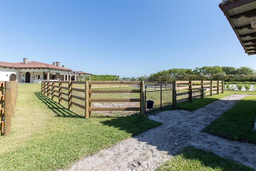 Palm Beach Point - Residential