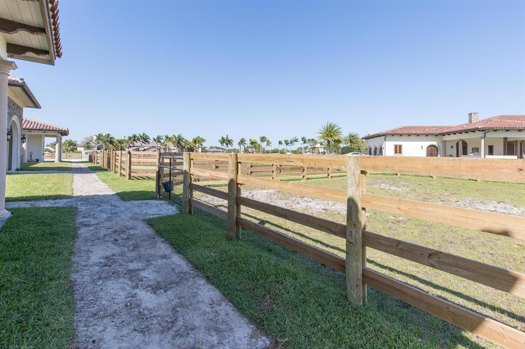 Palm Beach Point - Residential