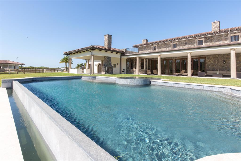 Palm Beach Point - Residential