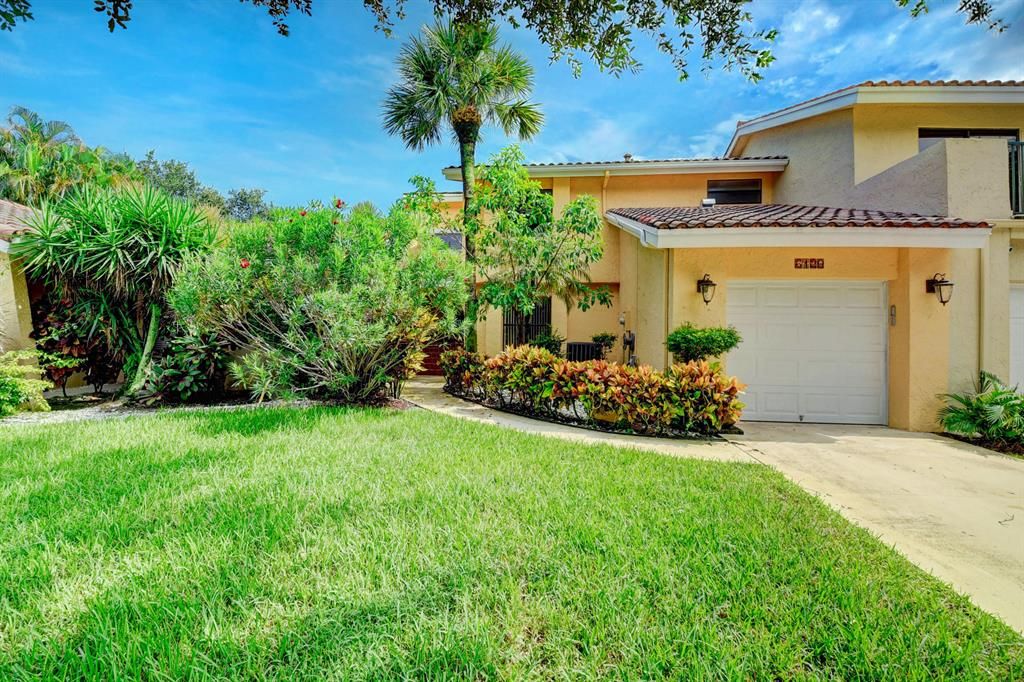 Photo of 6120 Caliente Lane, Boca Raton, FL 33433 (MLS # R10710339)