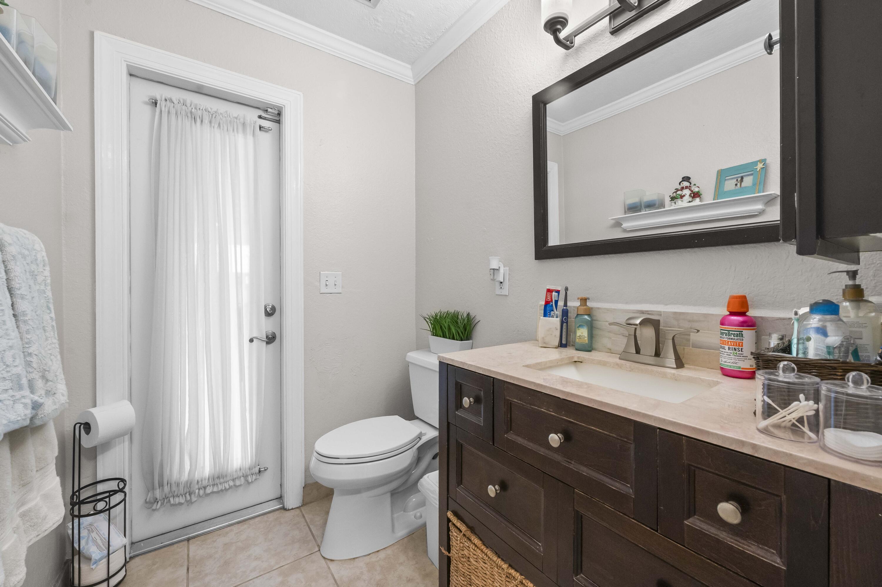 Lake Clarke Shores - FLA MANGO ESTATES - Residential