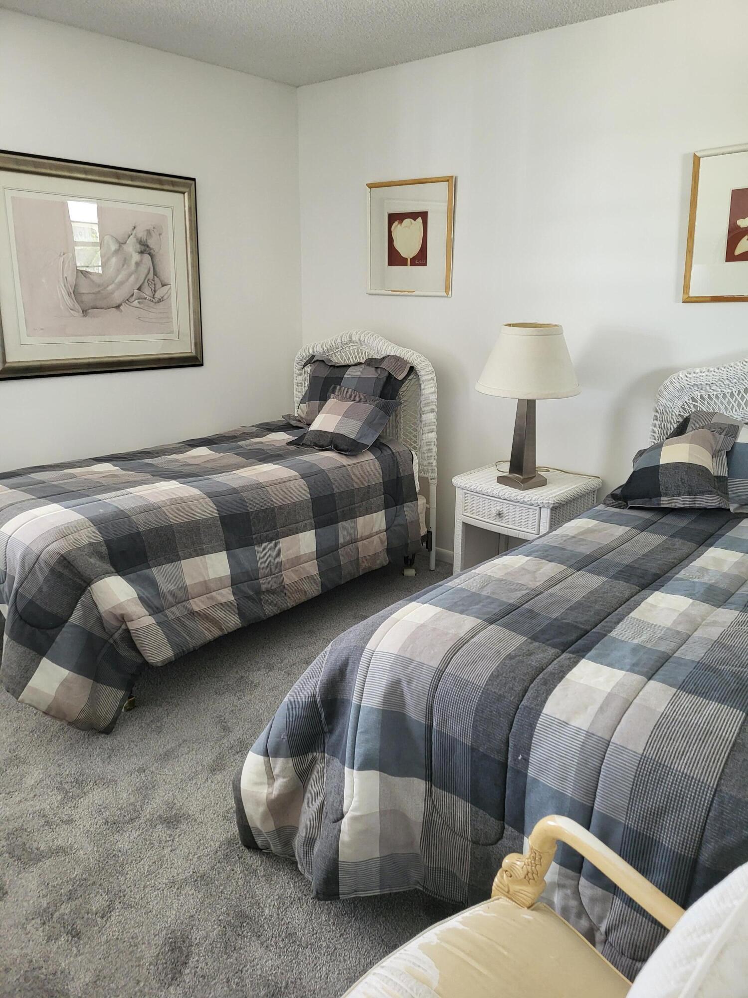 WHITEHALL VILLAGE - Residential Lease