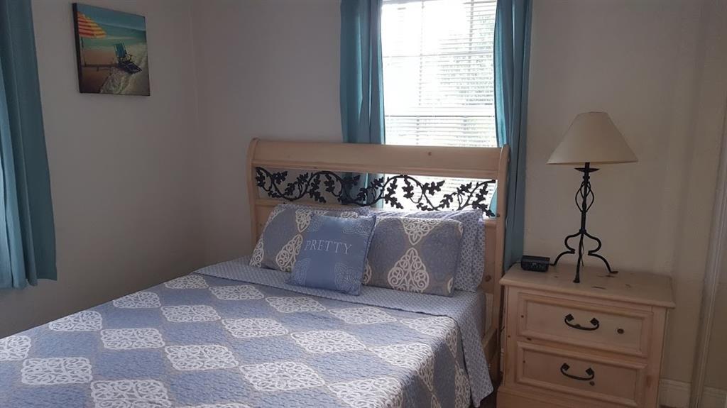 Cresthaven 6 41-37 B - Residential