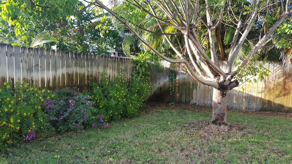 Cresthaven 6 41-37 B - Residential