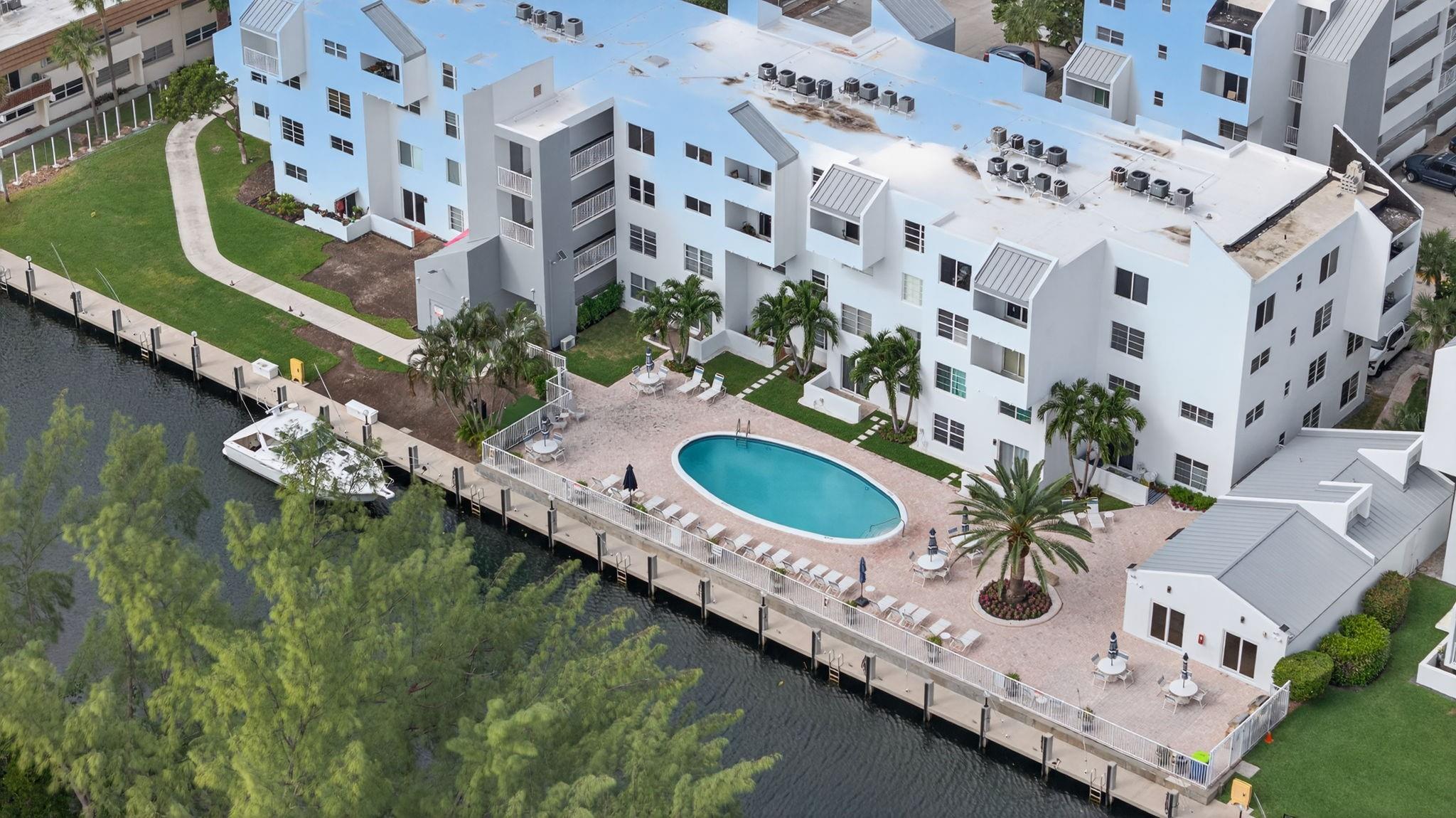 Harbors Edge - Residential