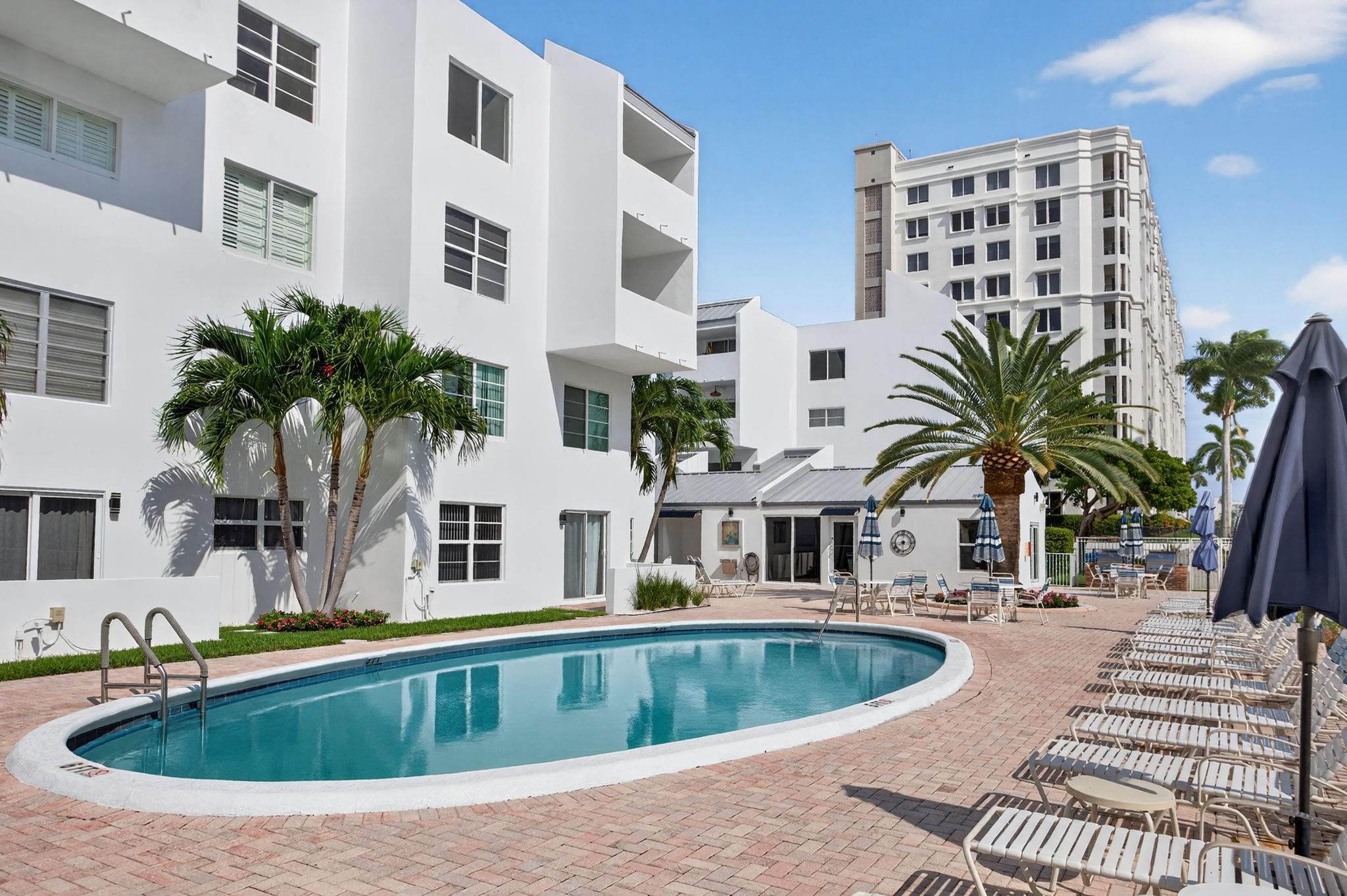 2850 NE 14th Street Cswy 107