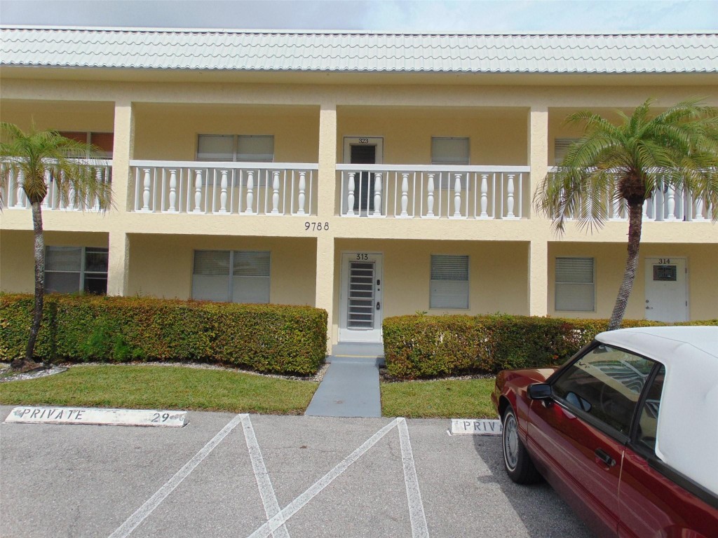 SANDALFOOT SOUTH ONE - Residential