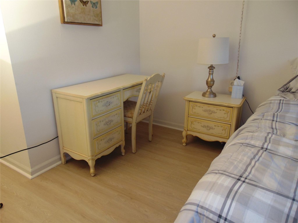 SANDALFOOT SOUTH ONE - Residential