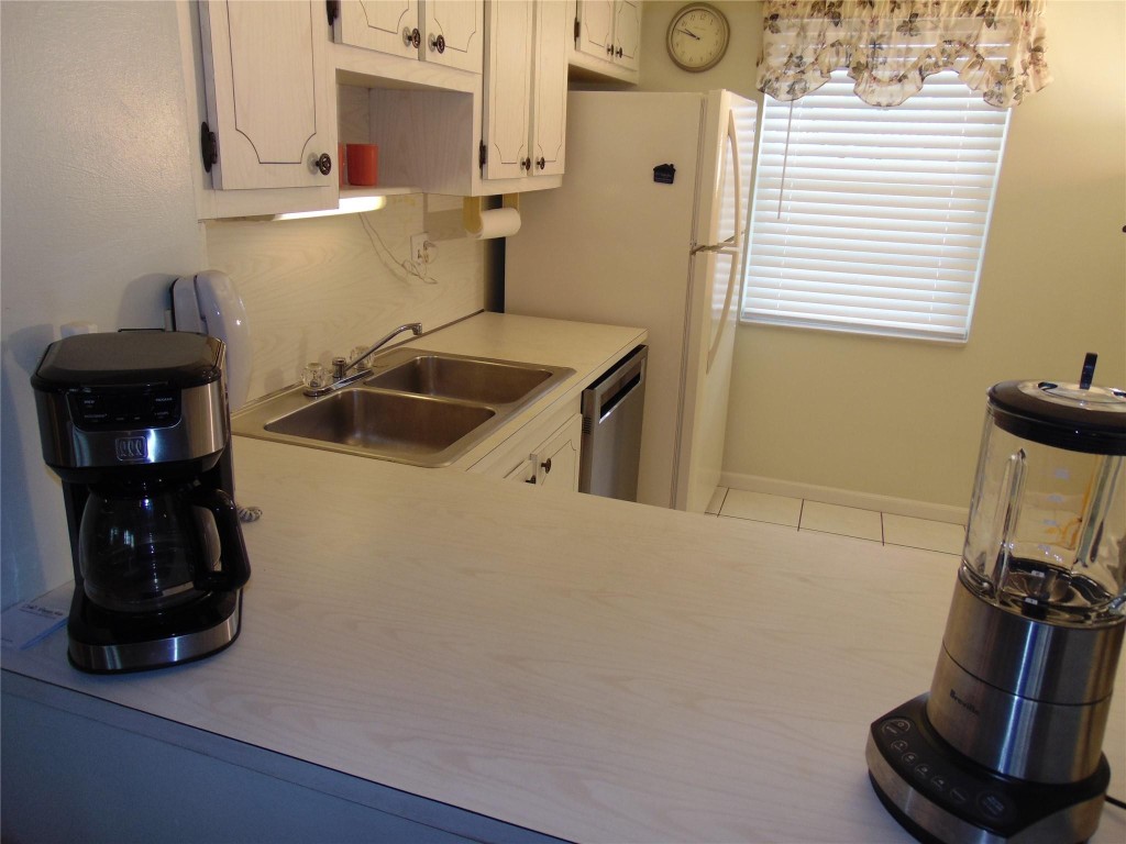 SANDALFOOT SOUTH ONE - Residential