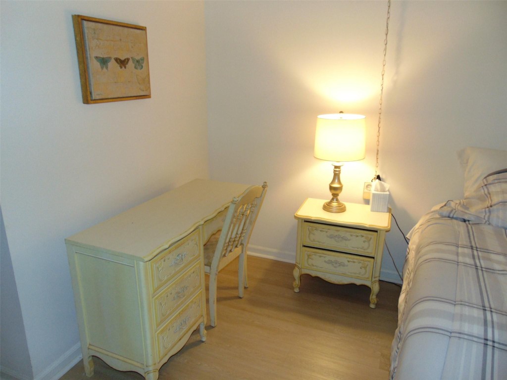 SANDALFOOT SOUTH ONE - Residential