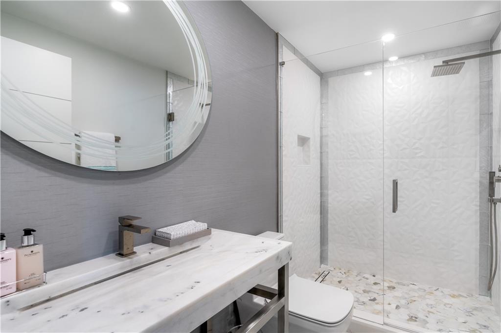 Ritz Carlton - Residential