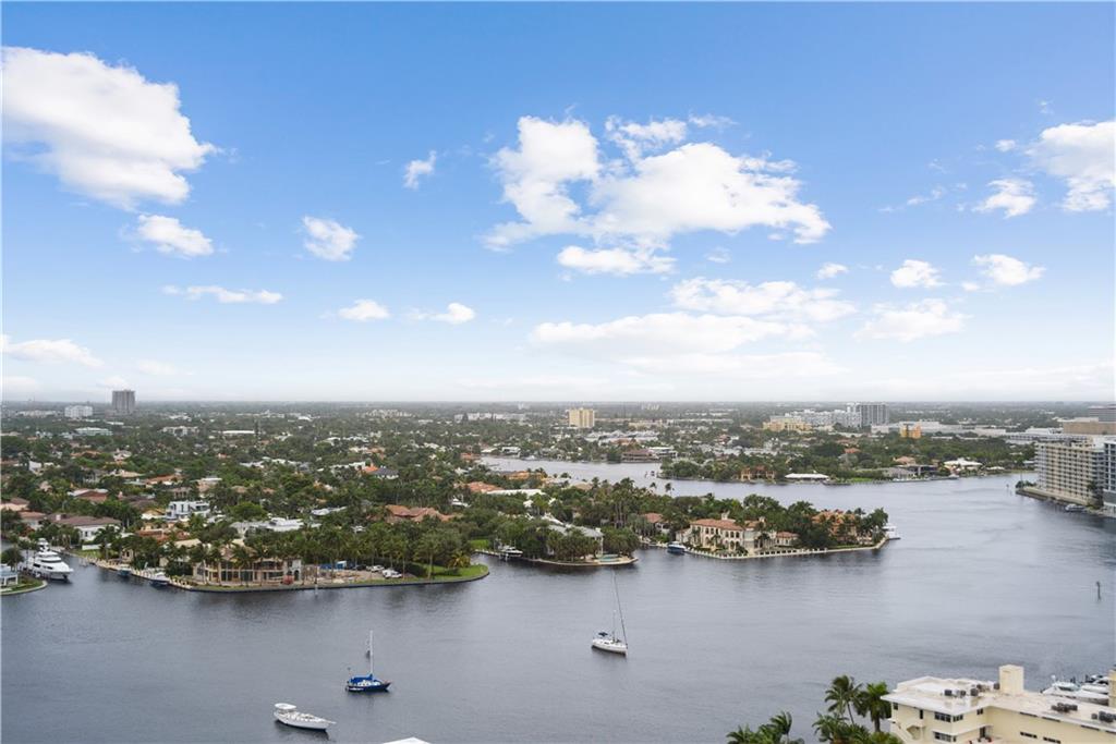 Ritz Carlton - Residential