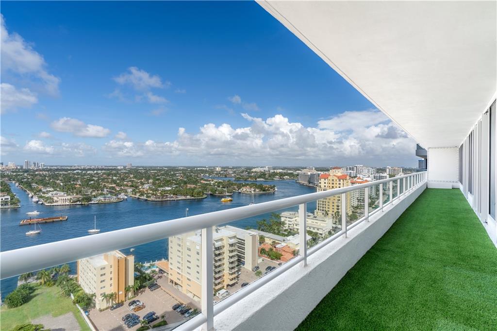 Ritz Carlton - Residential