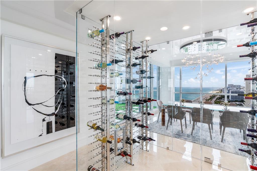 Ritz Carlton - Residential