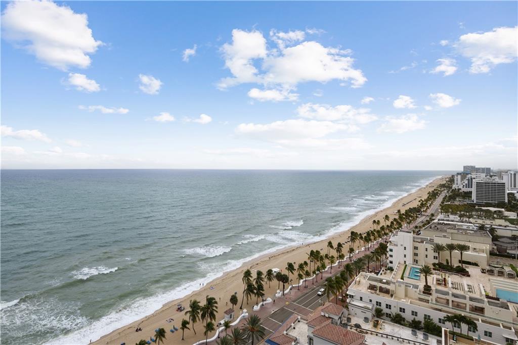 Ritz Carlton - Residential