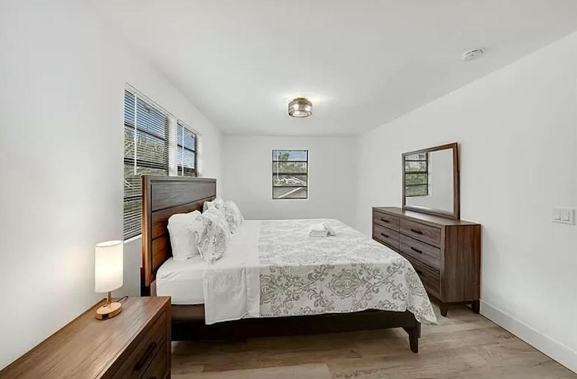 CLOWS - Residential Income