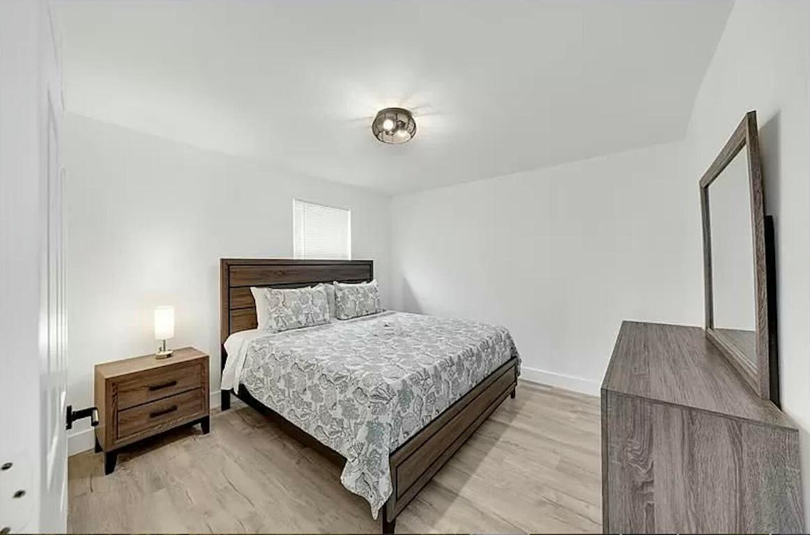 CLOWS - Residential Income