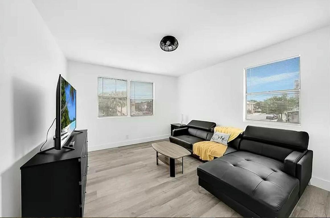 CLOWS - Residential Income