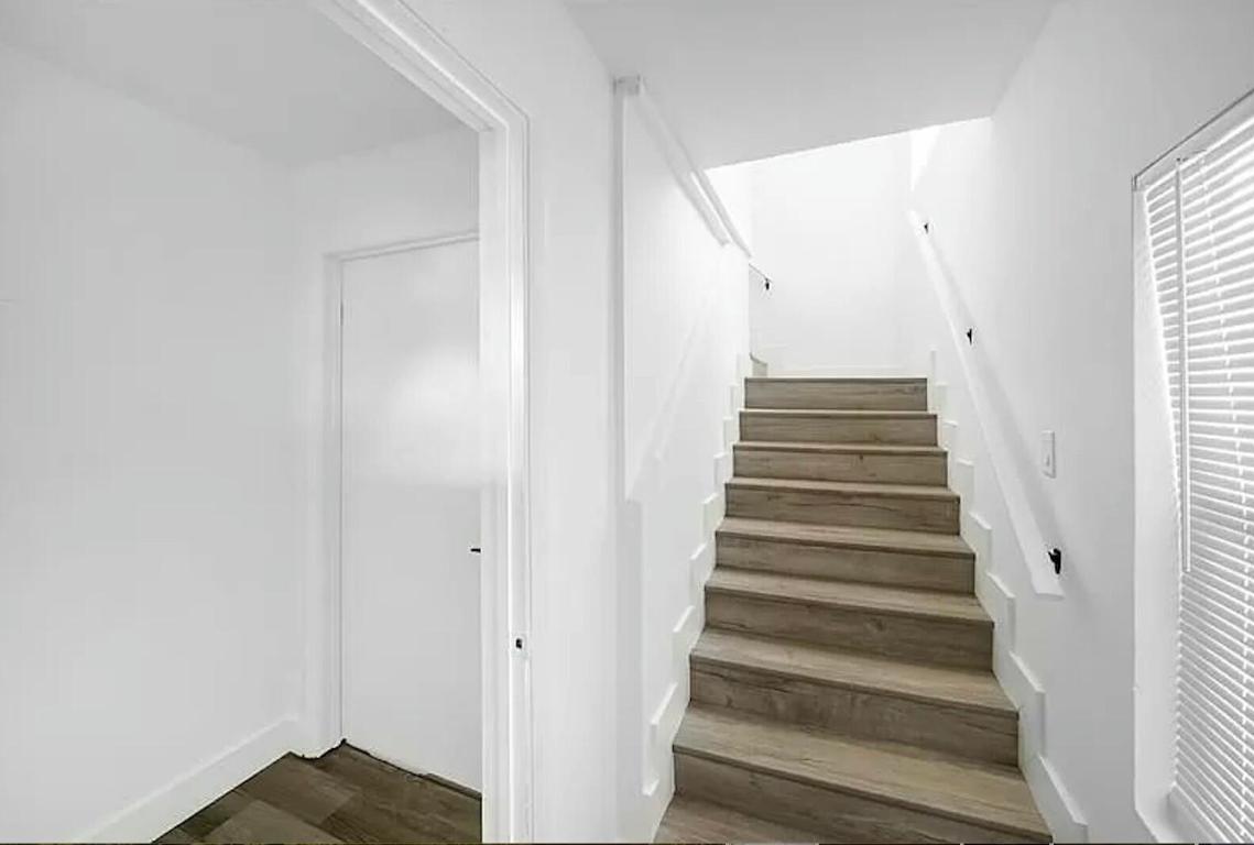 CLOWS - Residential Income