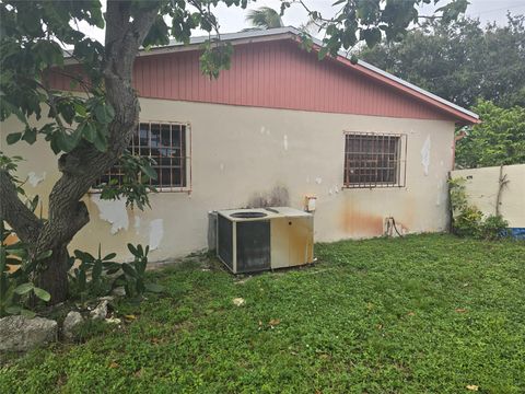 A home in Deerfield Beach