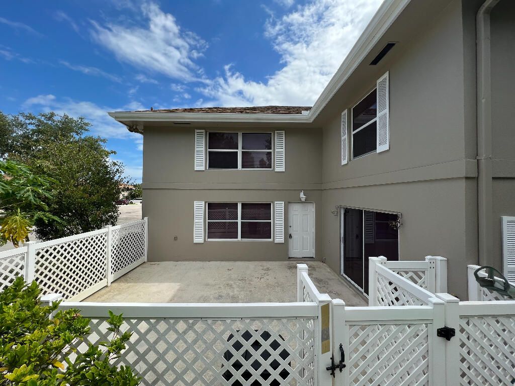 Photo of 3235 SW Sunset Trace Circle #302, Palm City, FL 34990 (MLS # R10804181)