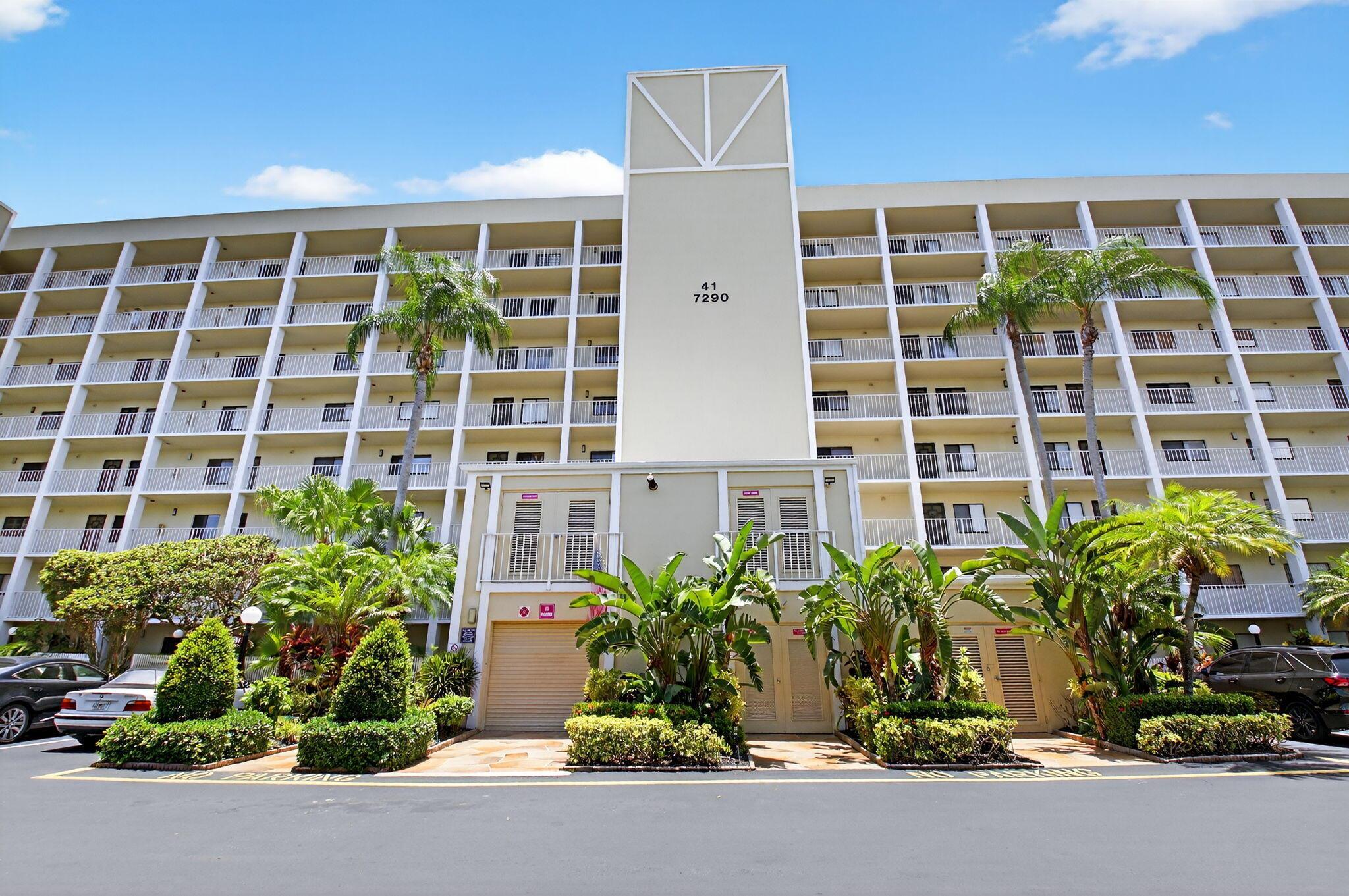 Be dazzled by this fabulous lakefront penthouse in desirable Huntington Lakes 55+ community. New hurricane windows and hurricane front door $20k upgrade. New AC 2025. This lovely home is filled with updates and upgraded fixtures and finishes, including designer ceramic tile flooring, Wood laminate, and gorgeous lighting. Charming eat-in kitchen boasts granite counters, custom cabinetry, and pass-through. Beautiful owner's suite offers walk-in closet and spa-like bath with tile and designer looks. You'll love the relaxed Huntington Lakes lifestyle, offering a variety of indoor and outdoor amenities and activities in a beautifully landscaped gated community.