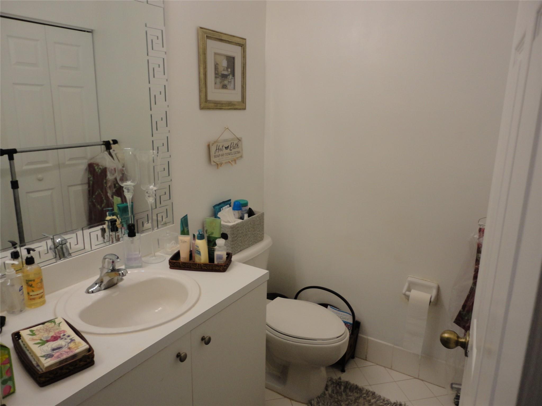 VILLAS AT CARMEL - Residential