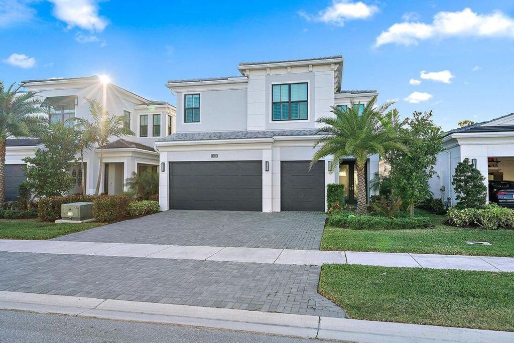 Photo of 13526 Artisan Circle, Palm Beach Gardens, FL 33418 (MLS # R11086428)