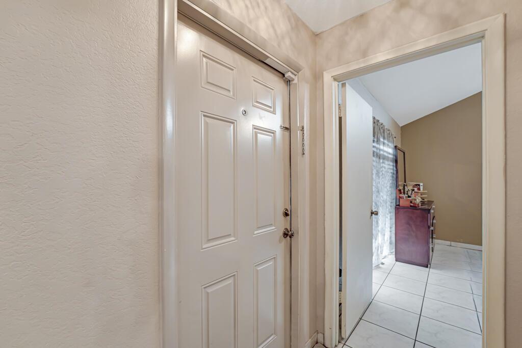 1139 Summit Trail Circle B