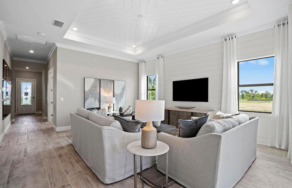 Photo of 10538 Northbrook Circle, Palm Beach Gardens, FL 33412 (MLS # R10995096)