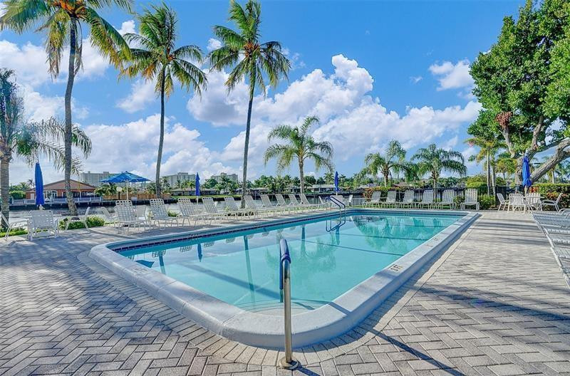 Bay Colony Club Condo - Residential Lease