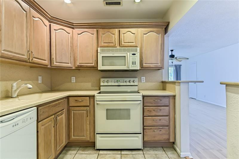 Bay Colony Club Condo - Residential Lease