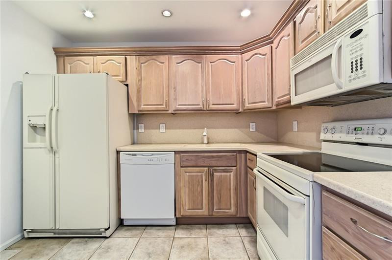 Bay Colony Club Condo - Residential Lease