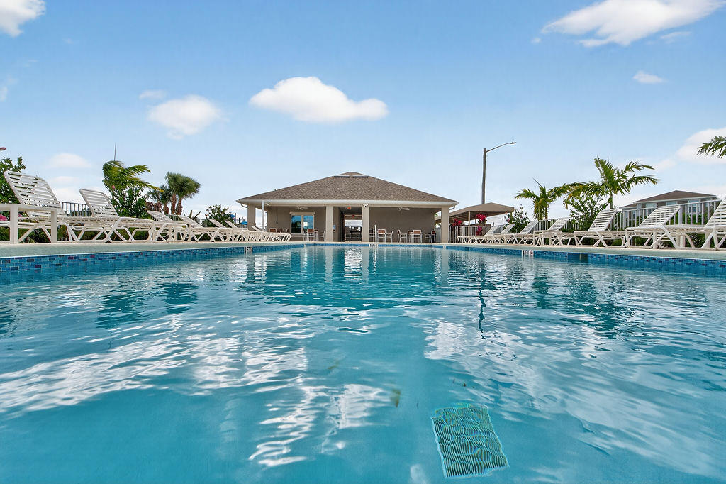 Avalon Crossing - Residential