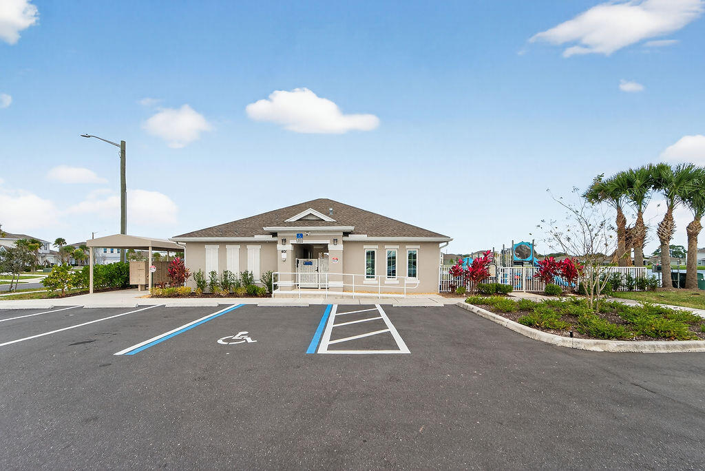 Avalon Crossing - Residential