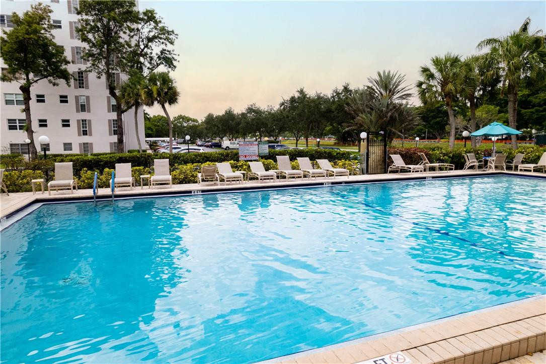 Palm Aire - Residential