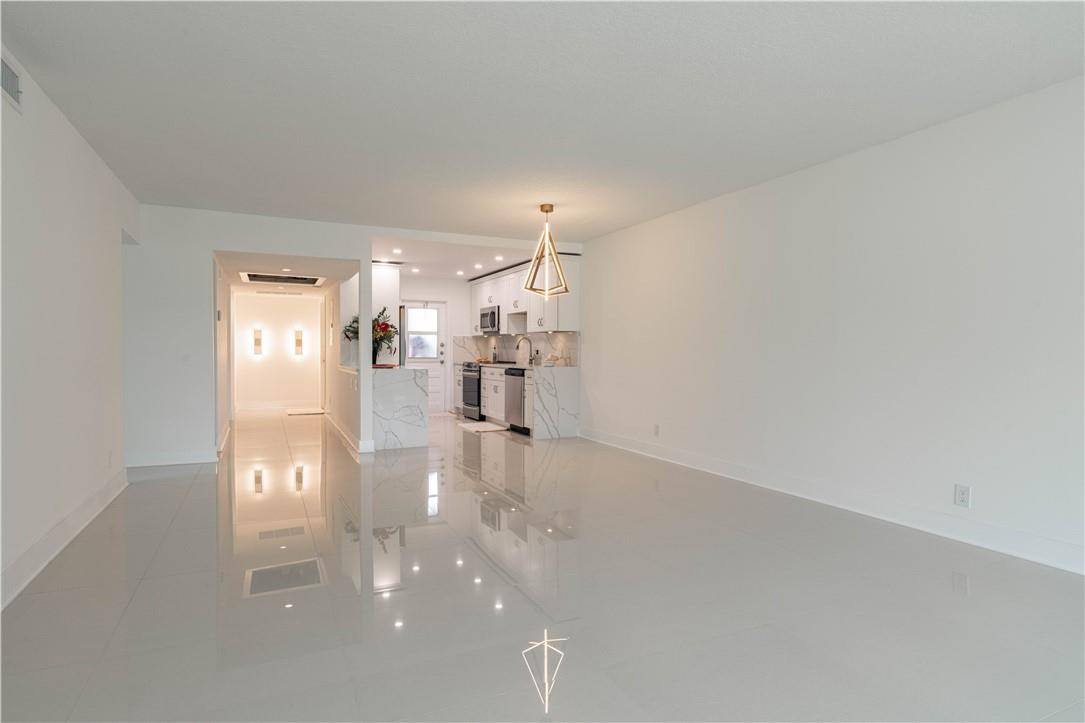 Palm Aire - Residential