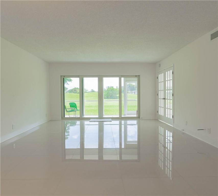 Palm Aire - Residential