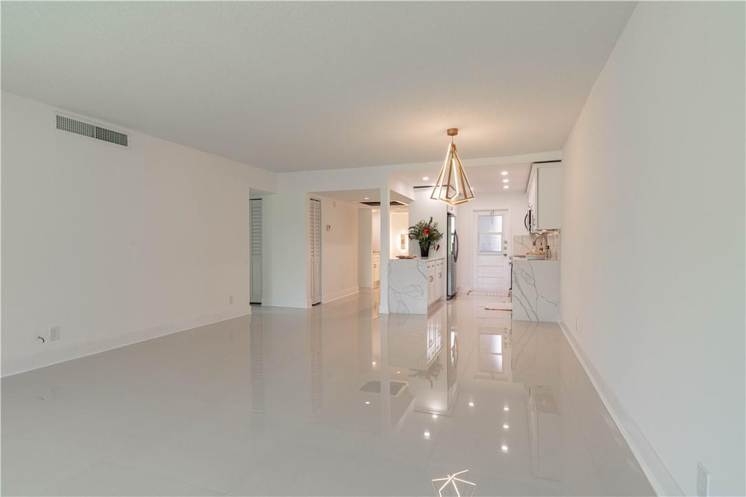 Palm Aire - Residential