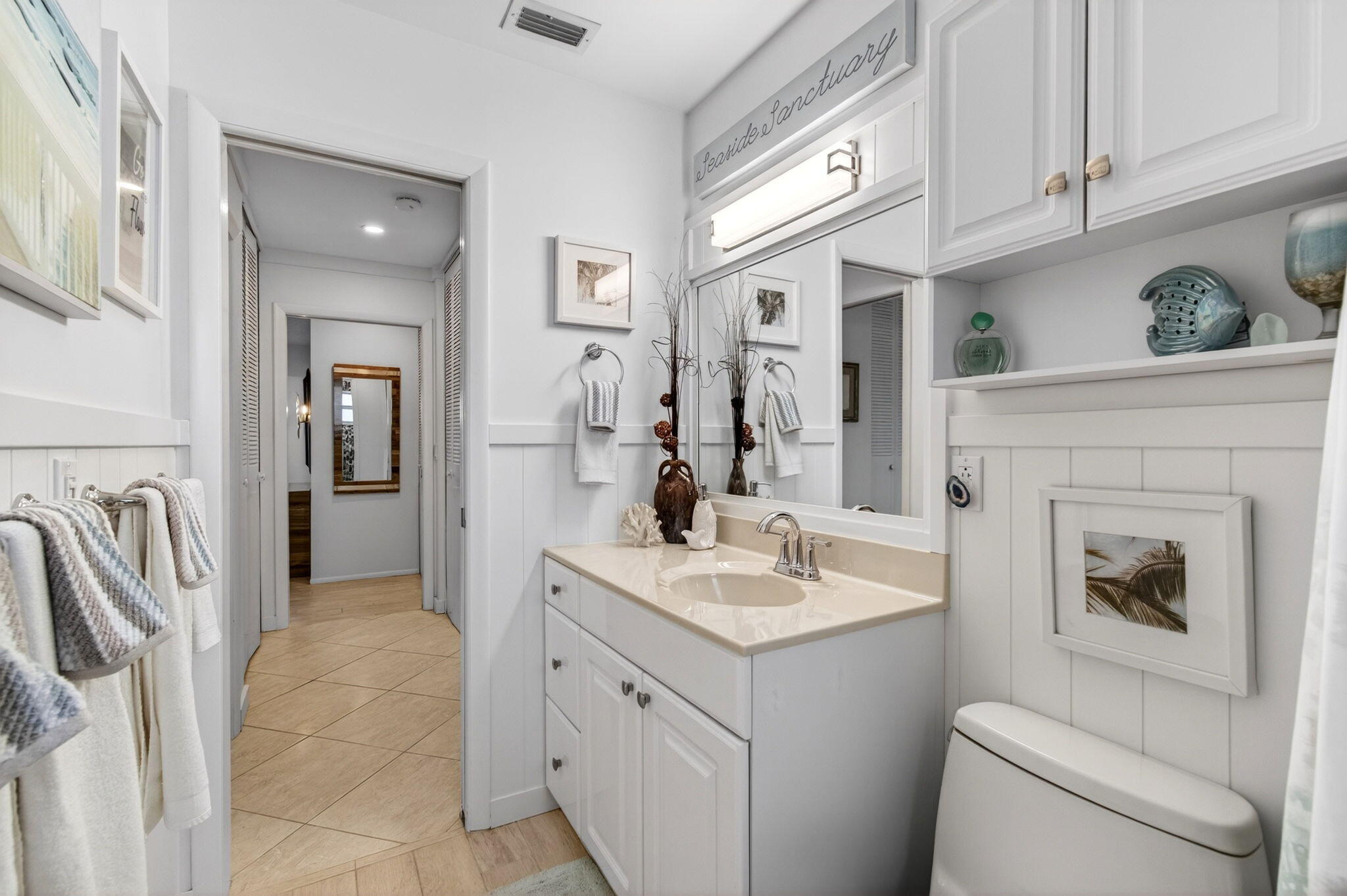 CRESTHAVEN VILLAS - Residential