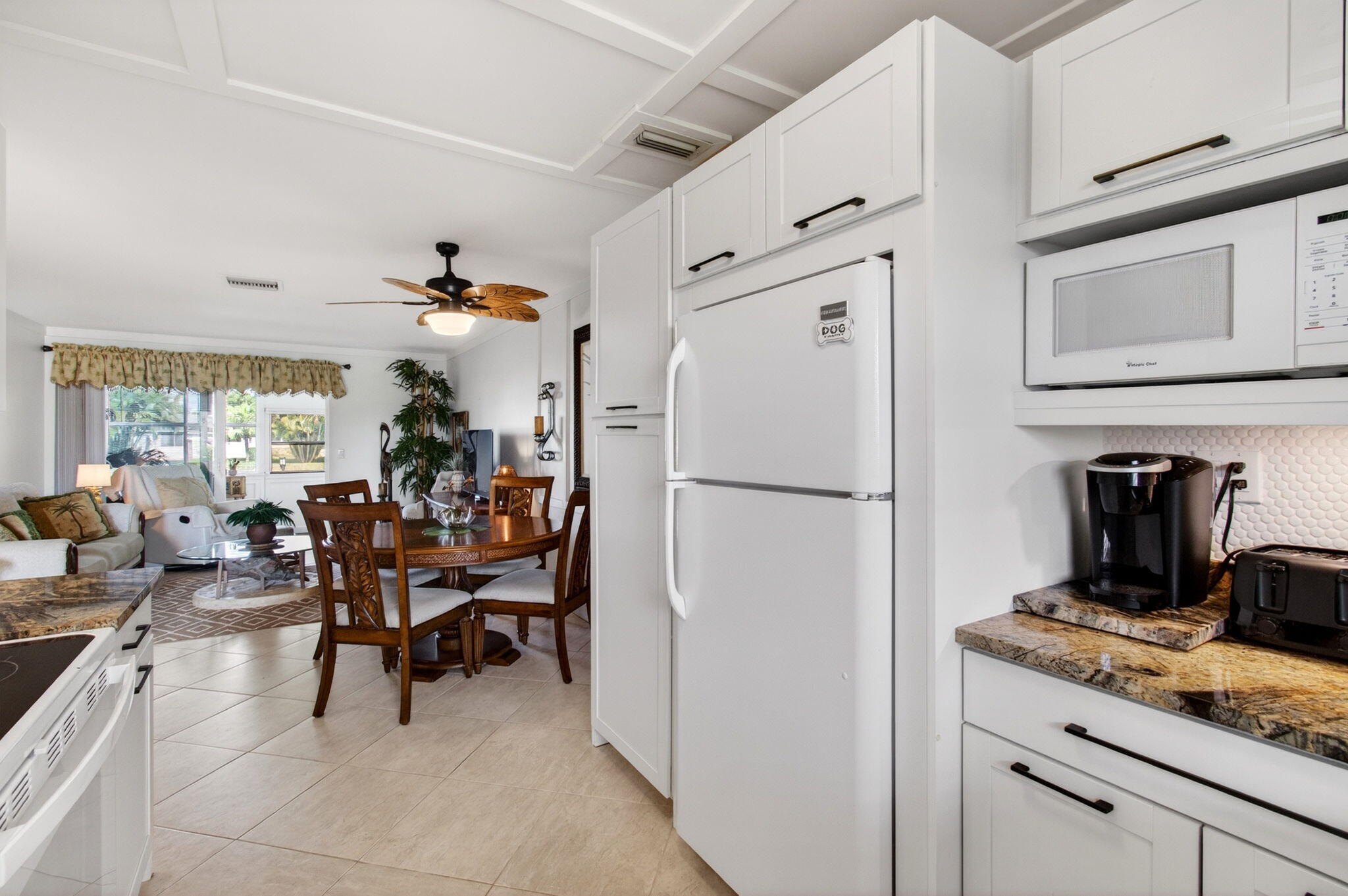CRESTHAVEN VILLAS - Residential