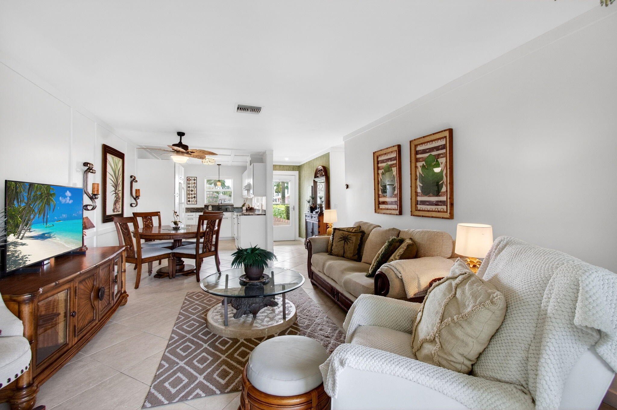 CRESTHAVEN VILLAS - Residential