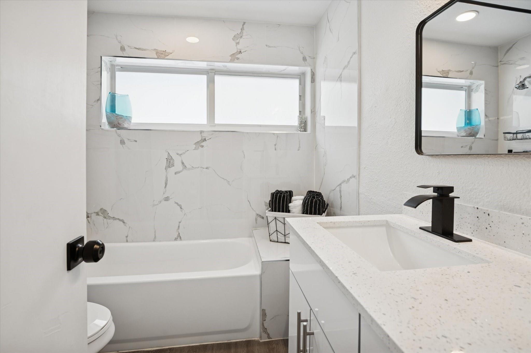 21-49-42 BEG AT PT 662.41 - Residential