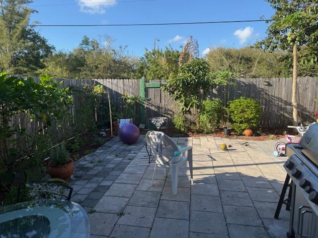 GRAMERCY PARK UNIT 2 - Residential