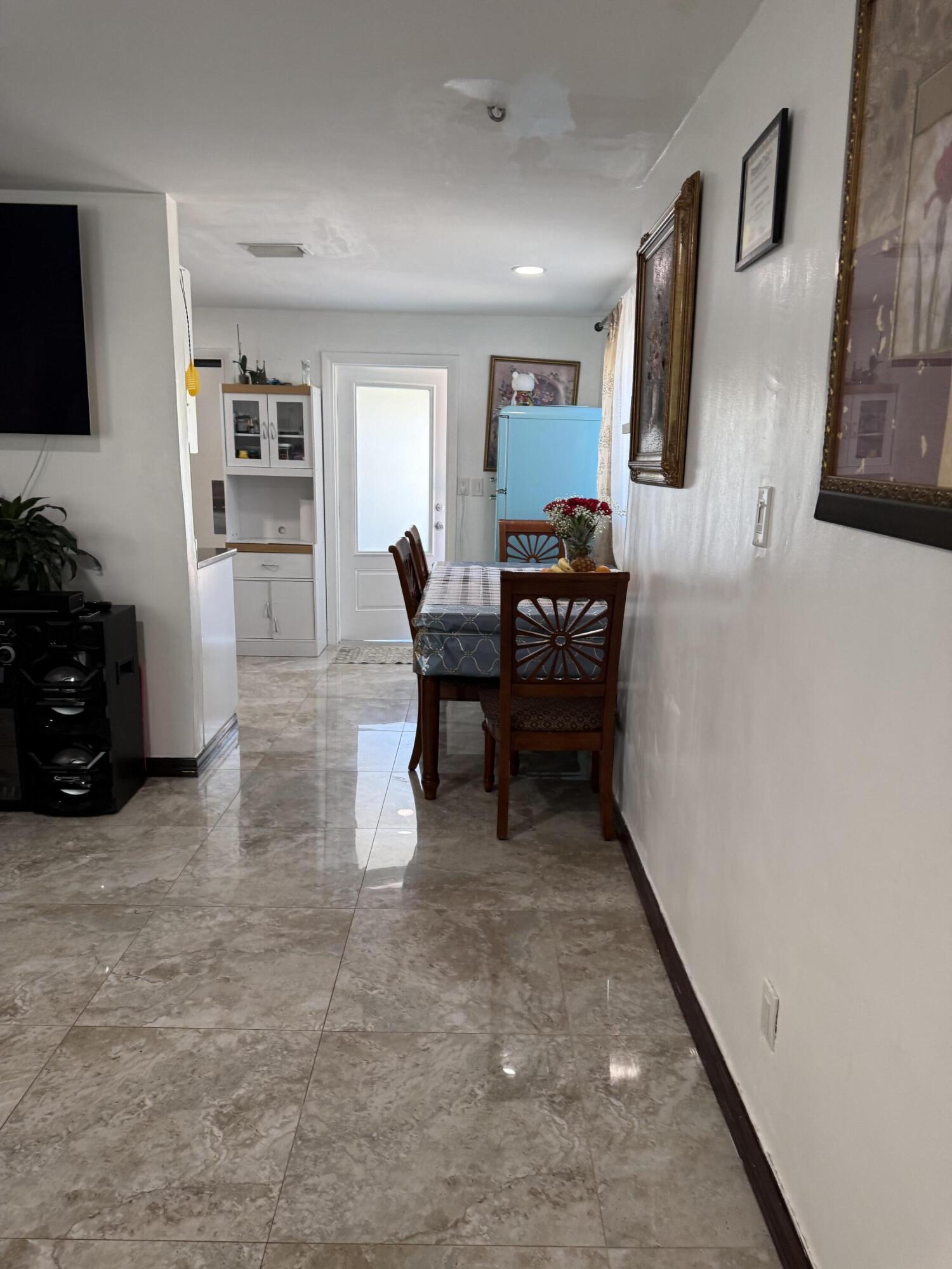 GRAMERCY PARK UNIT 2 - Residential