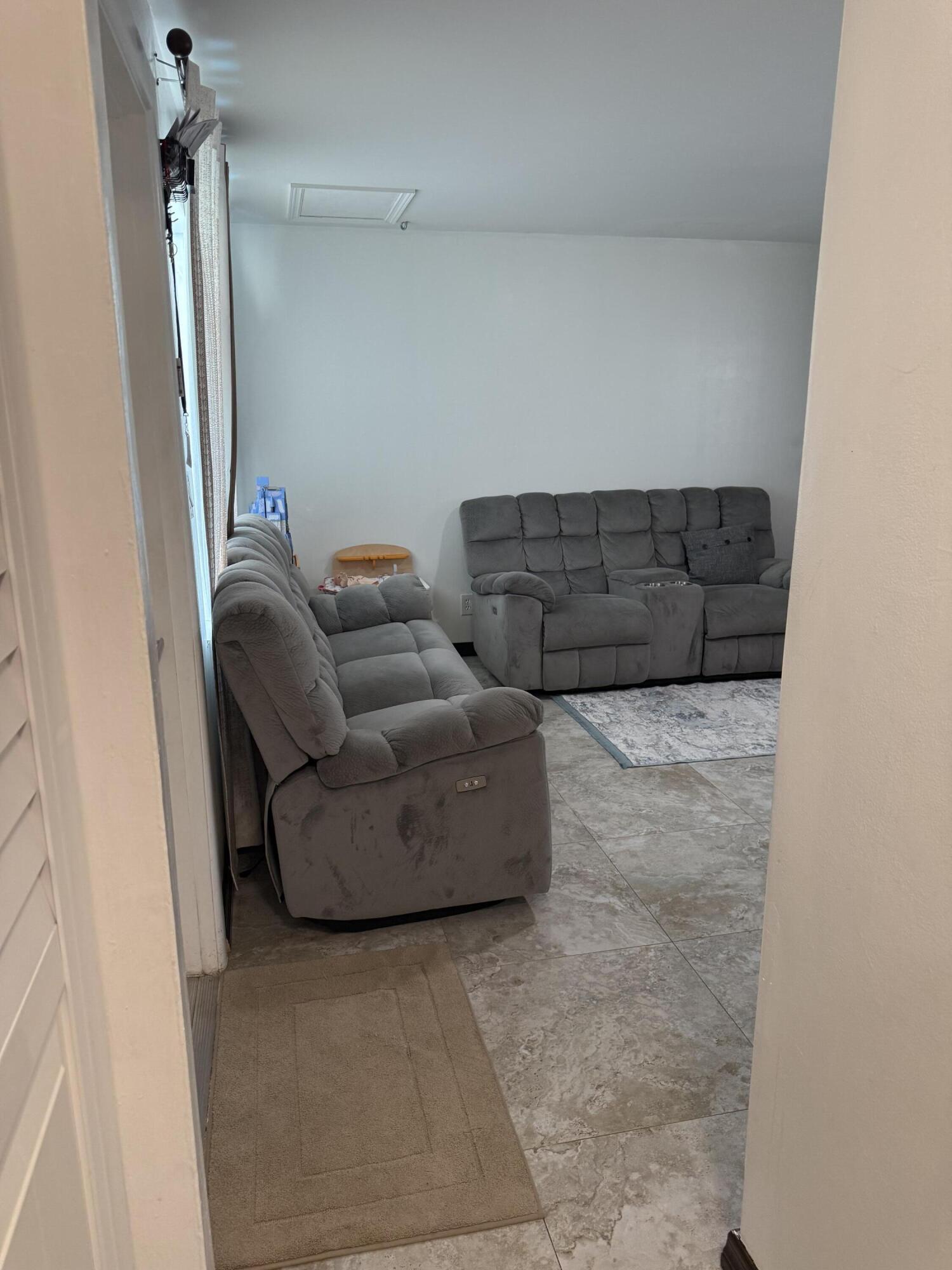 GRAMERCY PARK UNIT 2 - Residential